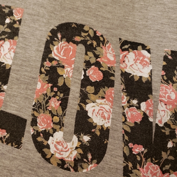 Lightweight long sleeve blouse - Picture 3 of 4